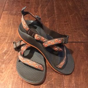 Chacos. Size 3 years.